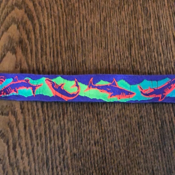 Croakies ~ Vintage 80’s neoprene Sunglasses strap ~ purple w neon sharks - Picture 2 of 8